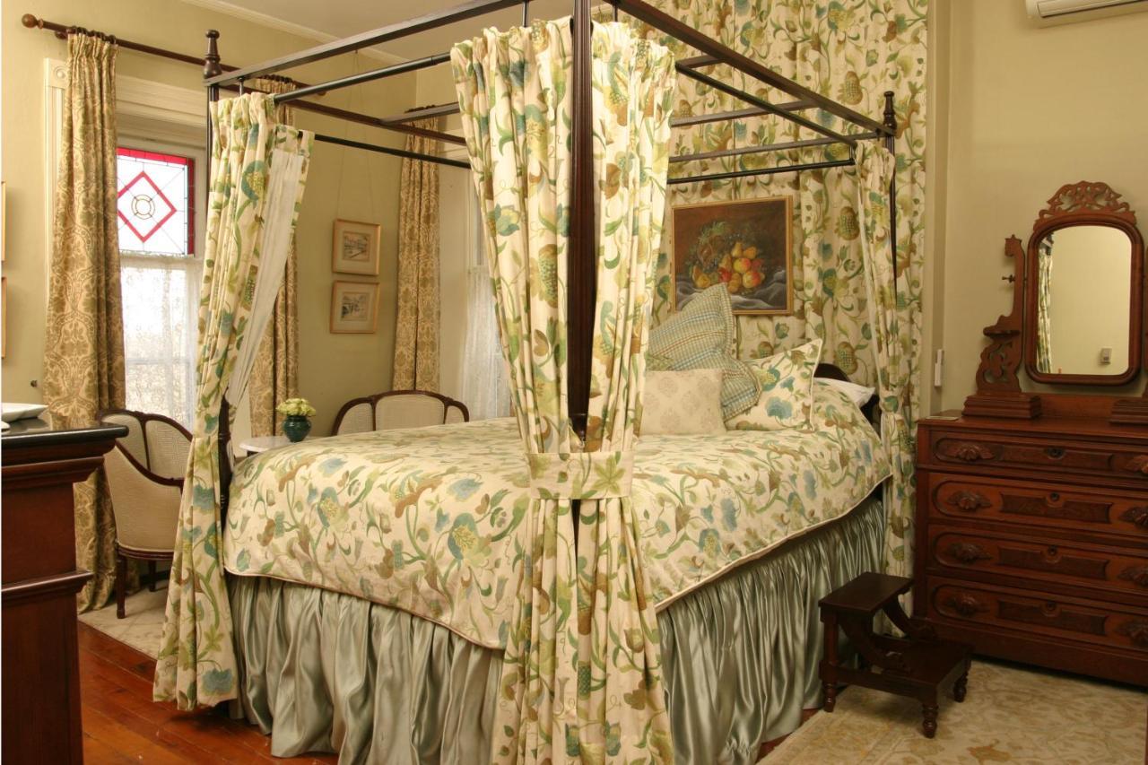 Grand Victorian Bed & Breakfast Ниагарски водопад Екстериор снимка