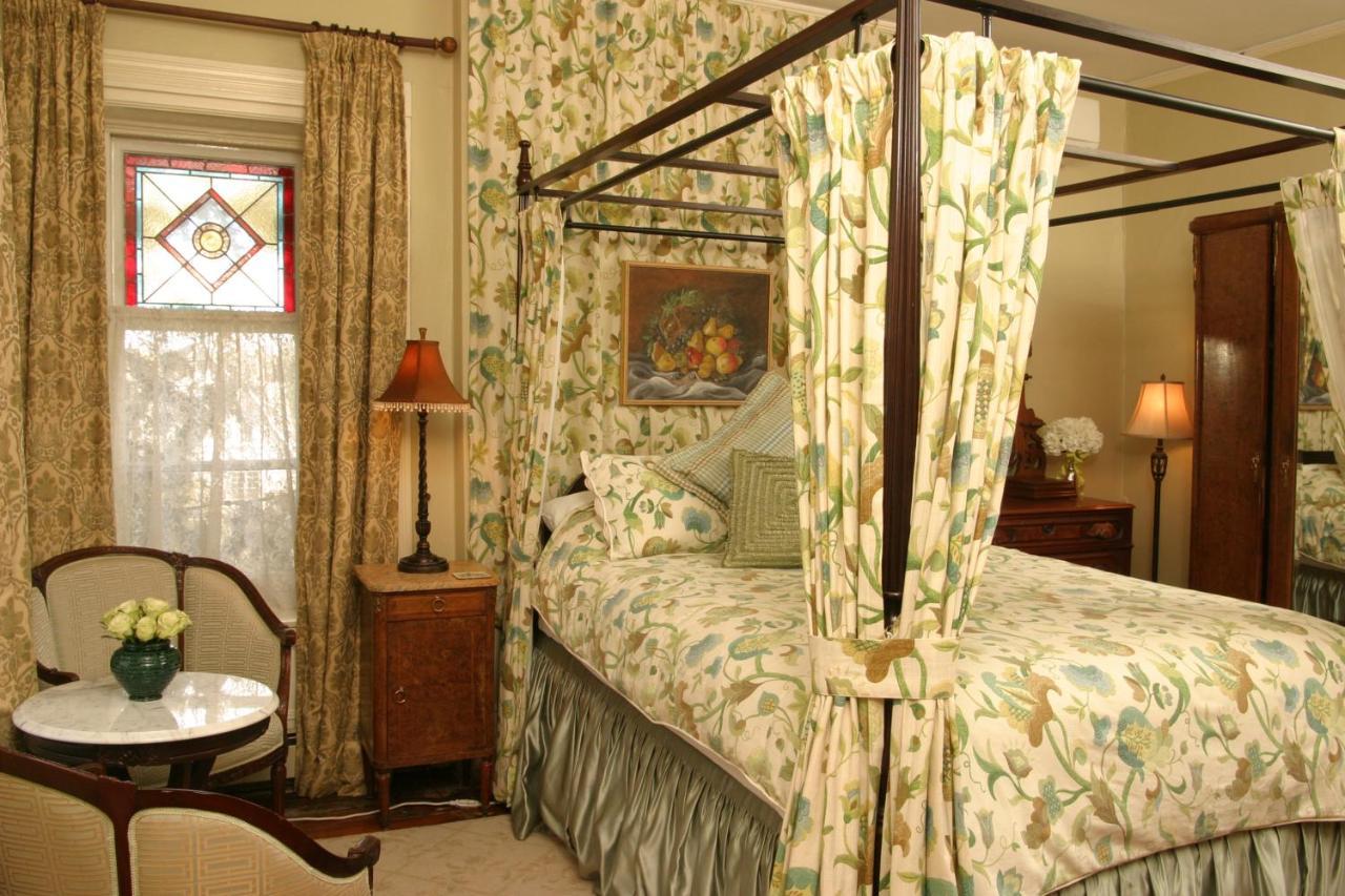 Grand Victorian Bed & Breakfast Ниагарски водопад Екстериор снимка